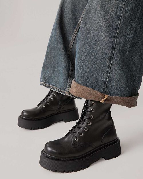 Shiny black combat boots with 5 cm heel, BLACK