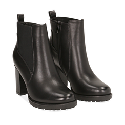 Chelsea boots neri in eco-pelle, tacco 8,5 cm , Scarpe, 143066110EPNERO035, 002a
