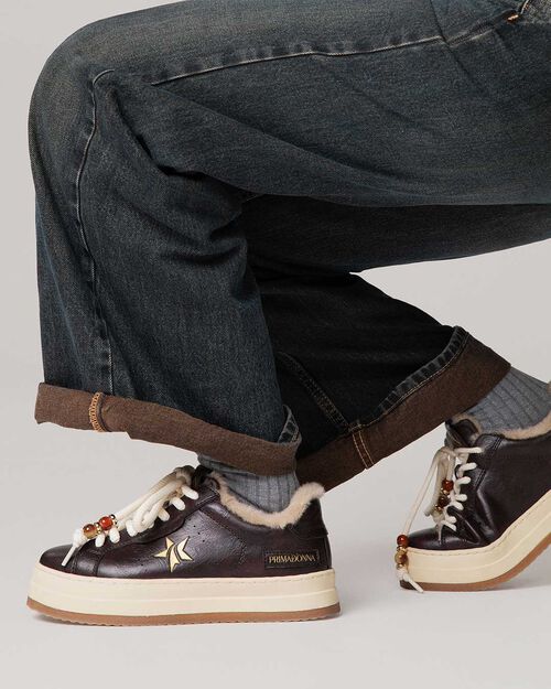 Sneakers bordeaux con dettagli dorati, BURGUNDY