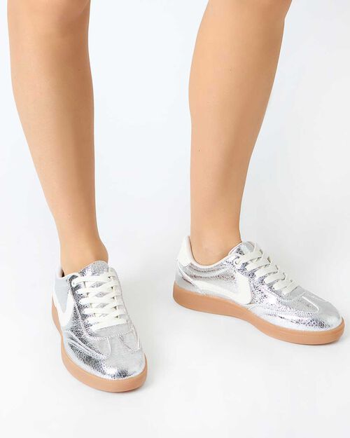CHAUSSURES POUR FEMMES SNEAKERS LAMIN&Eacute; C, SILVER
