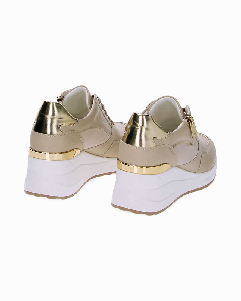 null image number null