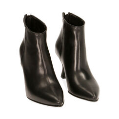 Ankle boots neri in pelle, tacco 7 cm  , SPECIAL SALE, 18A560030PENERO036, 002 preview