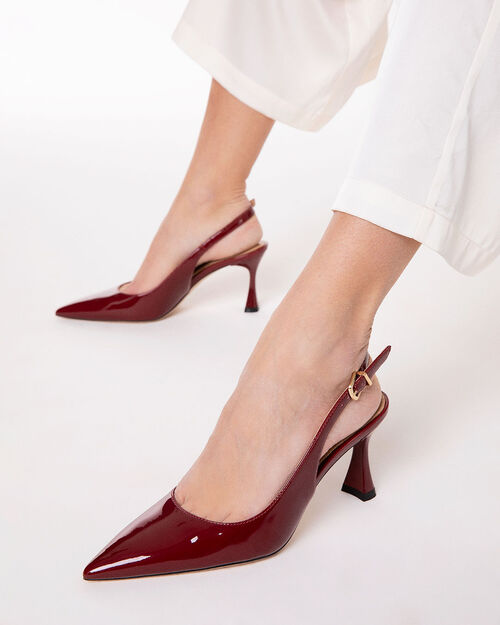 Zapato destalonado cereza tac&oacute;n 7,5 cm, CHESS