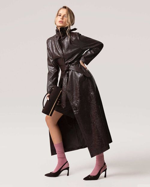 Trench marr&oacute;n oscuro brillante mujer