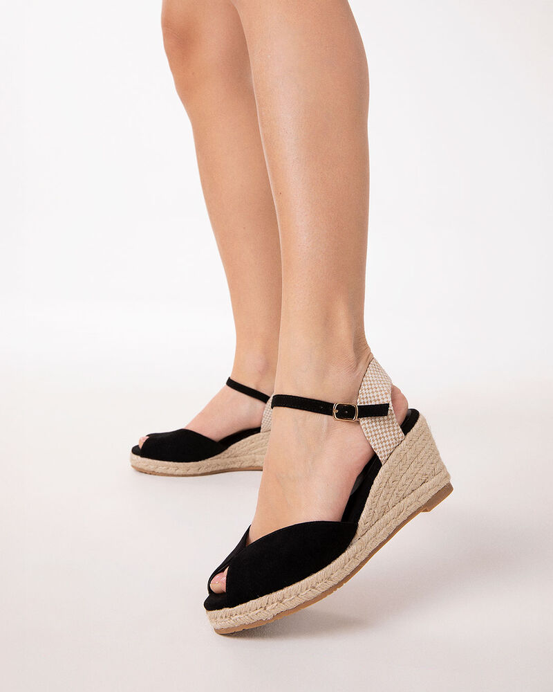 null image number null