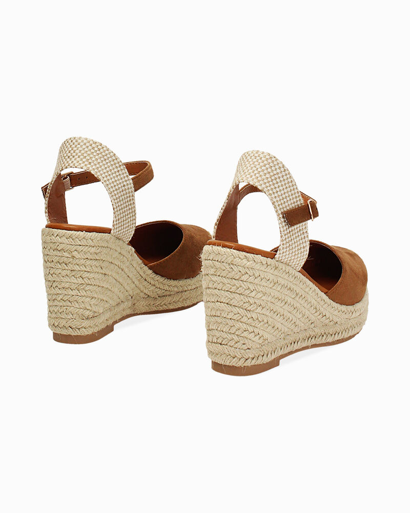 null image number null