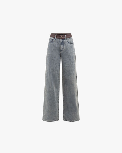 Vaqueros oversize con cintura de ecopiel en color marr&oacute;n oscuro, JEANS