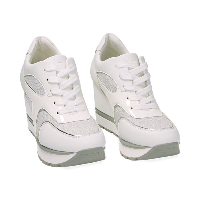 Scarpe bianche con platform shop