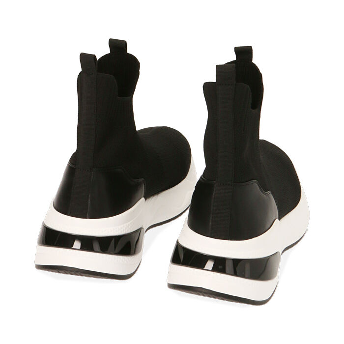 Slip on compensee discount