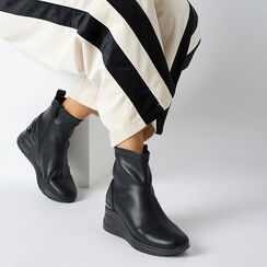 Slip on nere con plateau da 7 cm per un look audace, Primadonna, 262850902EPNERO036, 002 preview