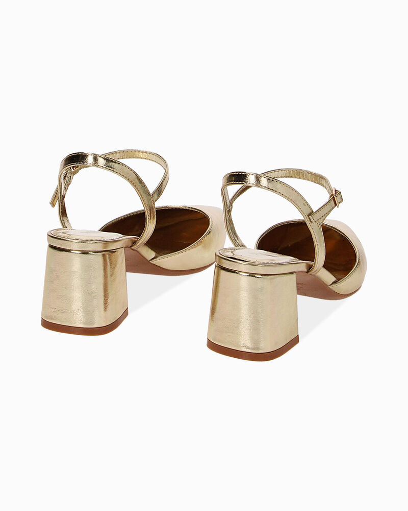 null image number null