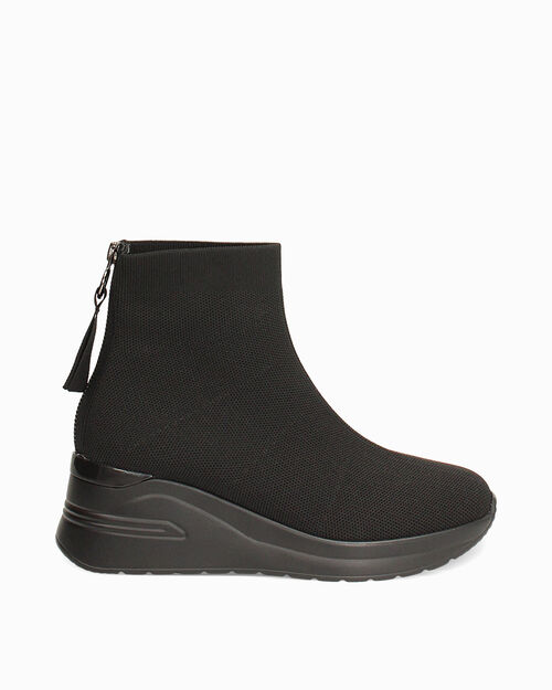 Slip on negro con tac&oacute;n de 7 cm, BLACK