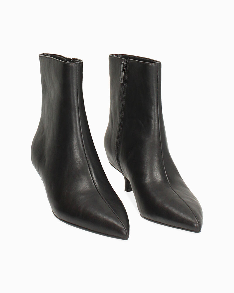 null image number null