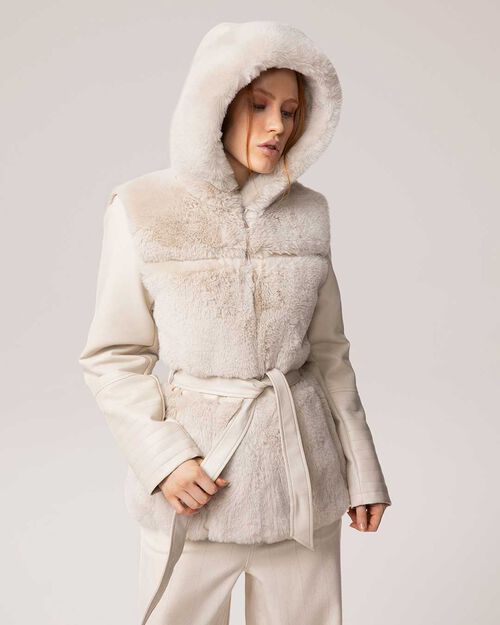 Veste en fourrure synth&eacute;tique cr&egrave;me avec ceinture, CREAM