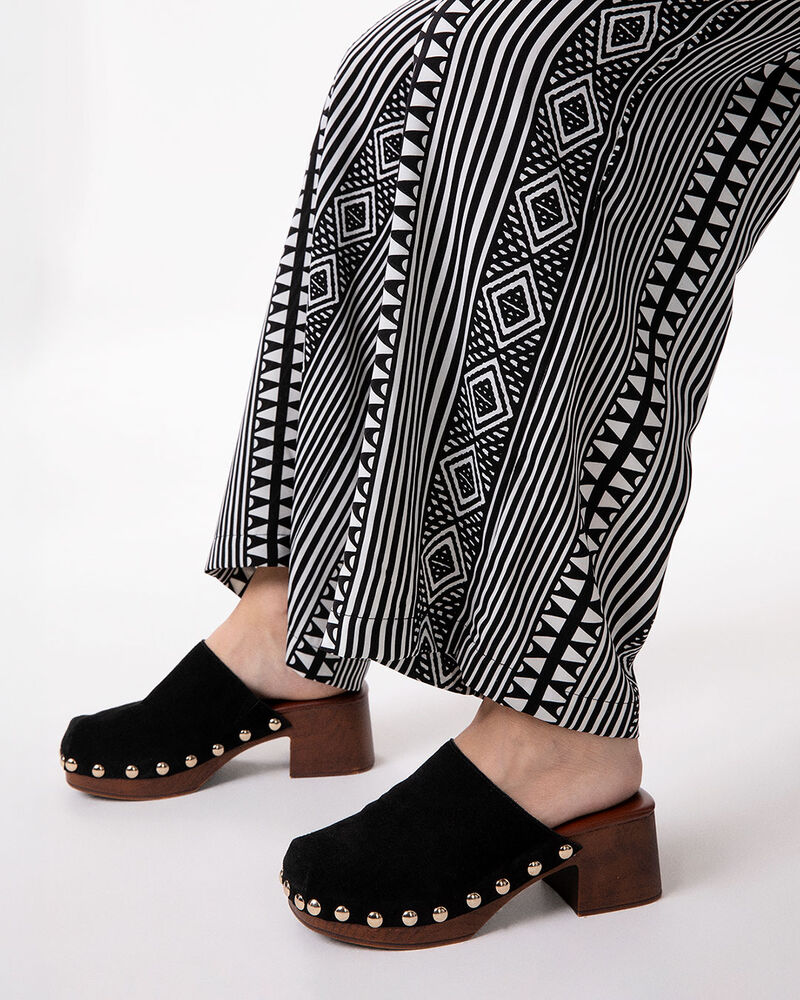 null image number null