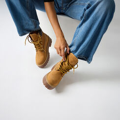 Polacchino giallo in nabuk con tacco 4,8 cm, Primadonna, 266360001NBGIAL035, 002 preview