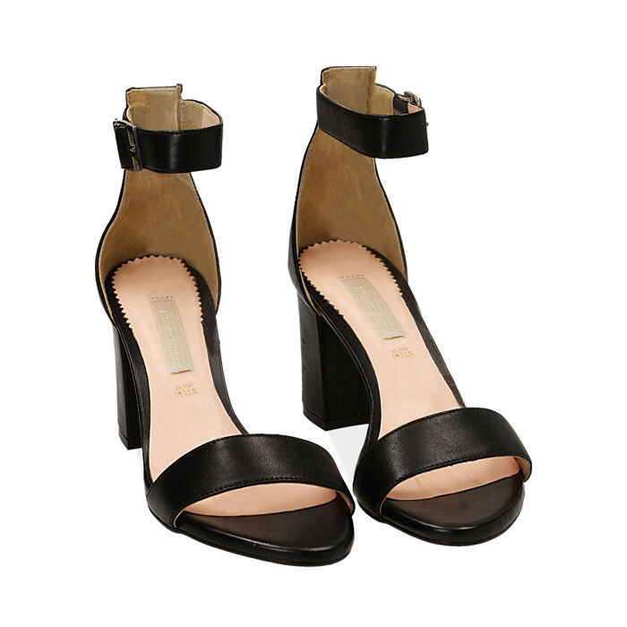 scarpe stringate primadonna