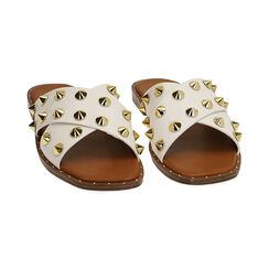 Ciabatte bianche con borchie, Scarpe, 194905002EPBIAN036, 002 preview