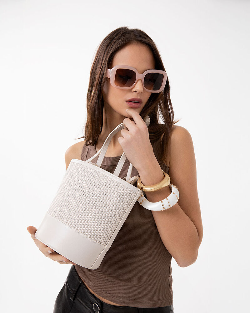 null image number null