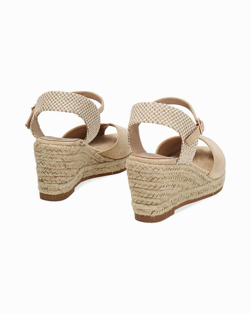 null image number null