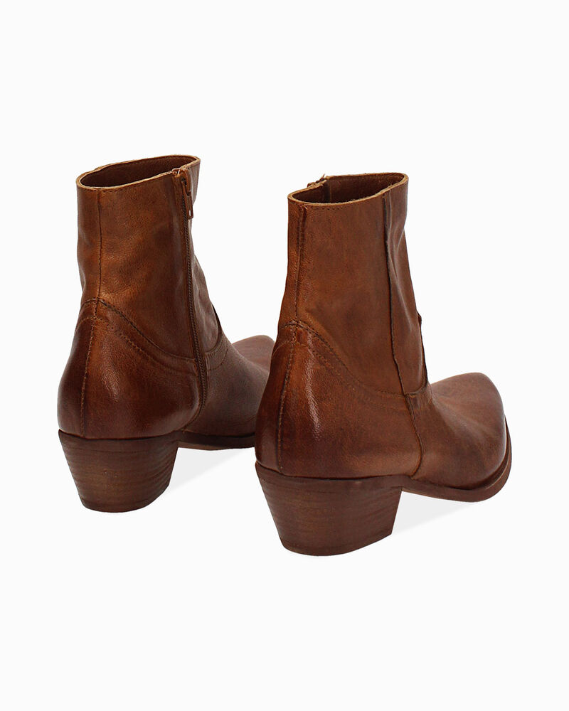 null image number null