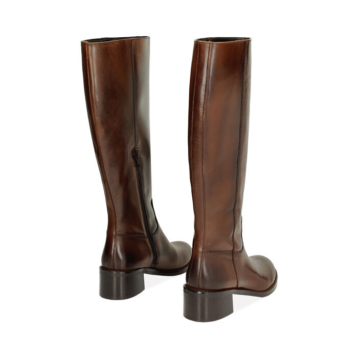 Stivale marrone in pelle tacco 5 cm Primadonna Collection