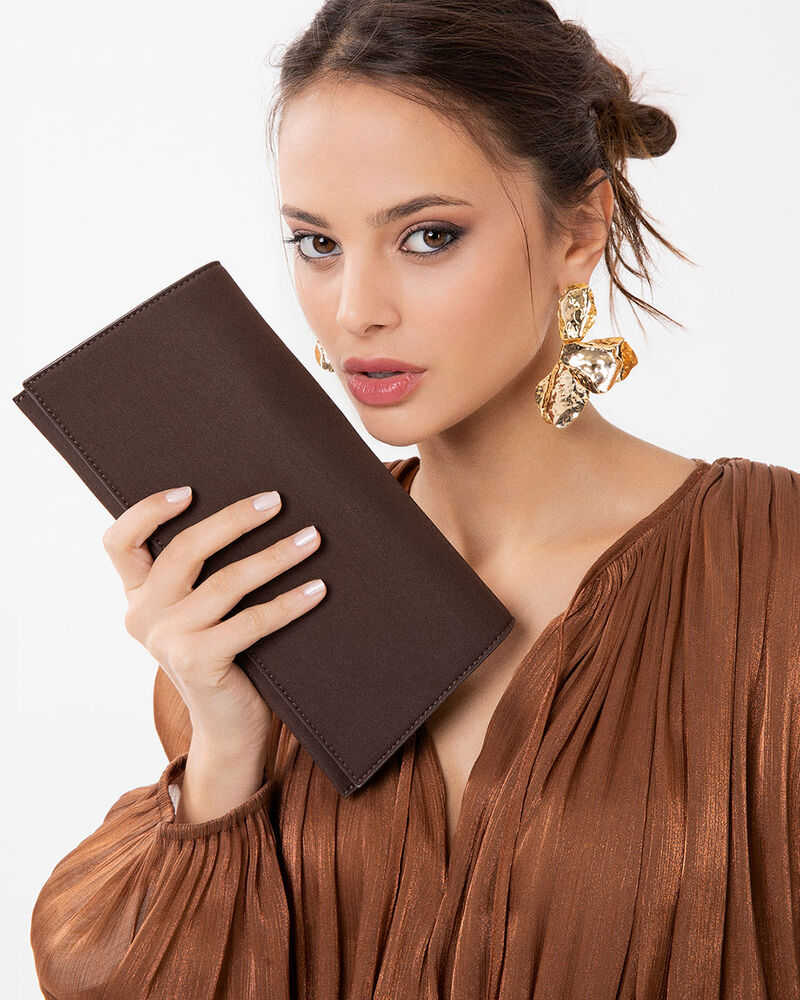 null image number null