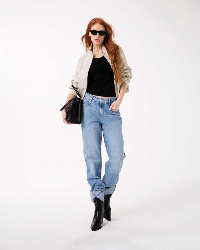 null image number null