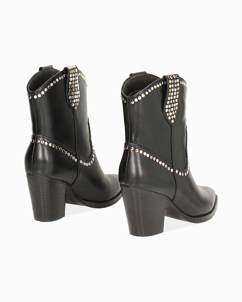 null image number null