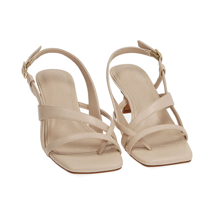 Sandalias hotsell color crema
