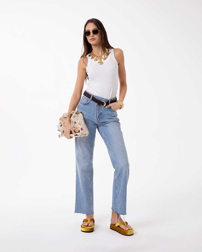 null image number null