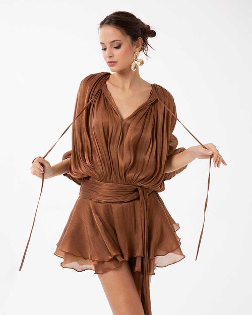 Robe marron fonc&eacute; avec &eacute;l&eacute;gance urbaine, DK BROWN
