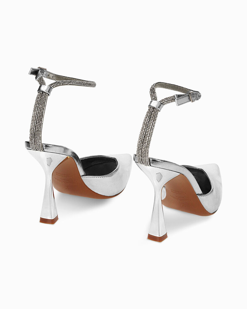 null image number null