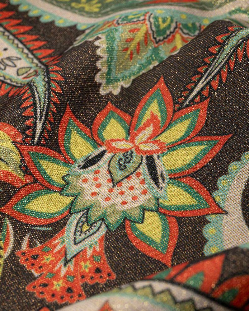 null image number null