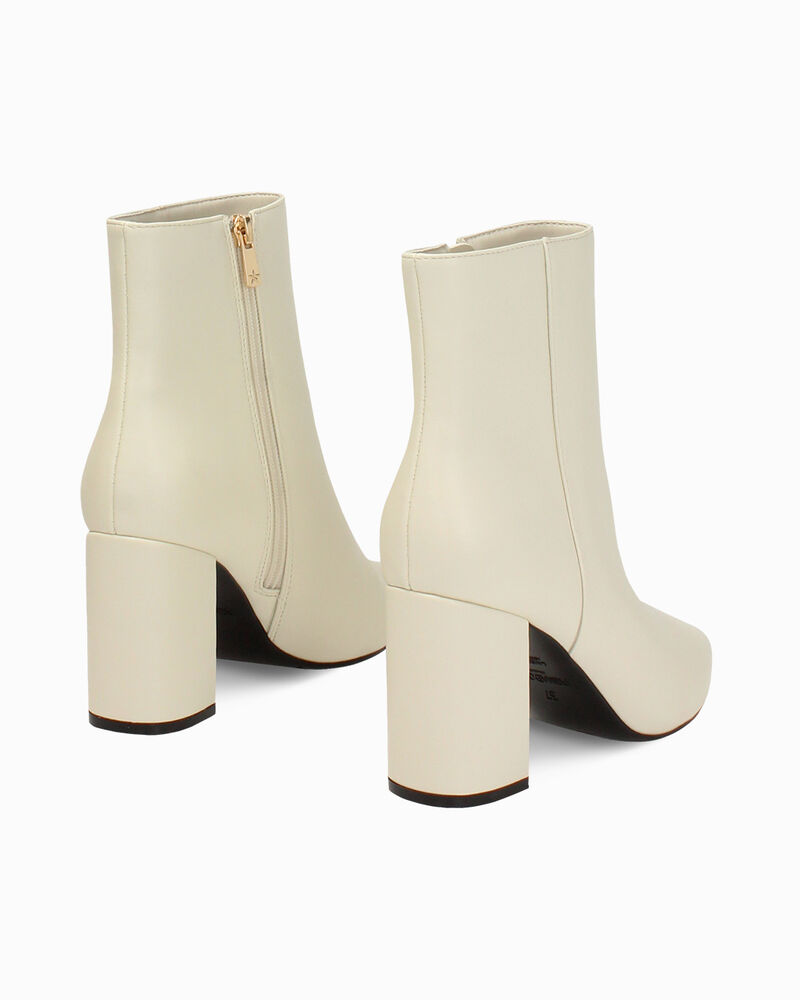 null image number null