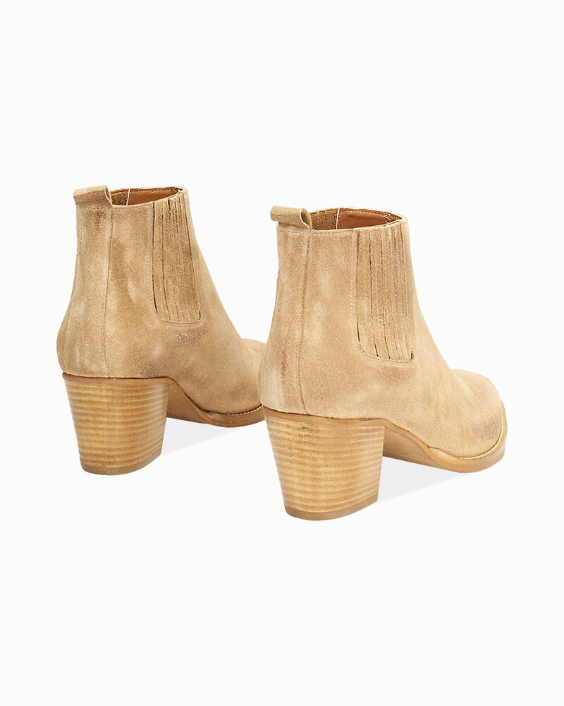 null image number null