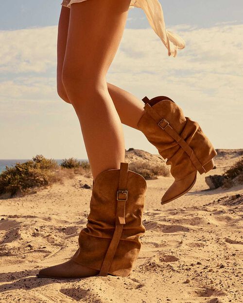 Botas texanas camel tac&oacute;n 9 cm, CAMEL