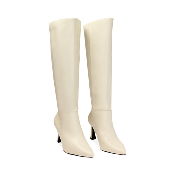 Botte blanche a talon aiguille