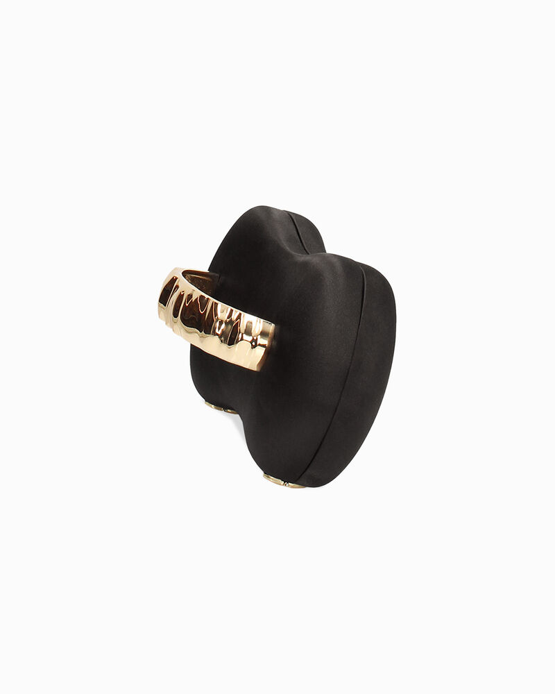 null image number null