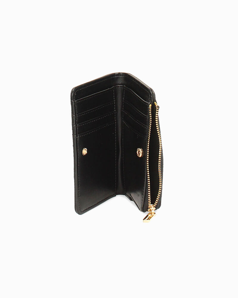 null image number null