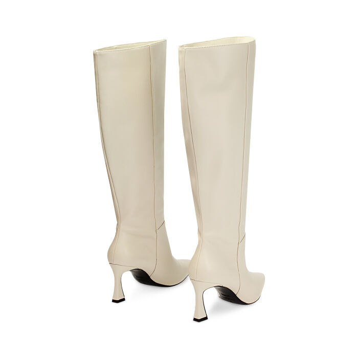Botte blanche a talon aiguille