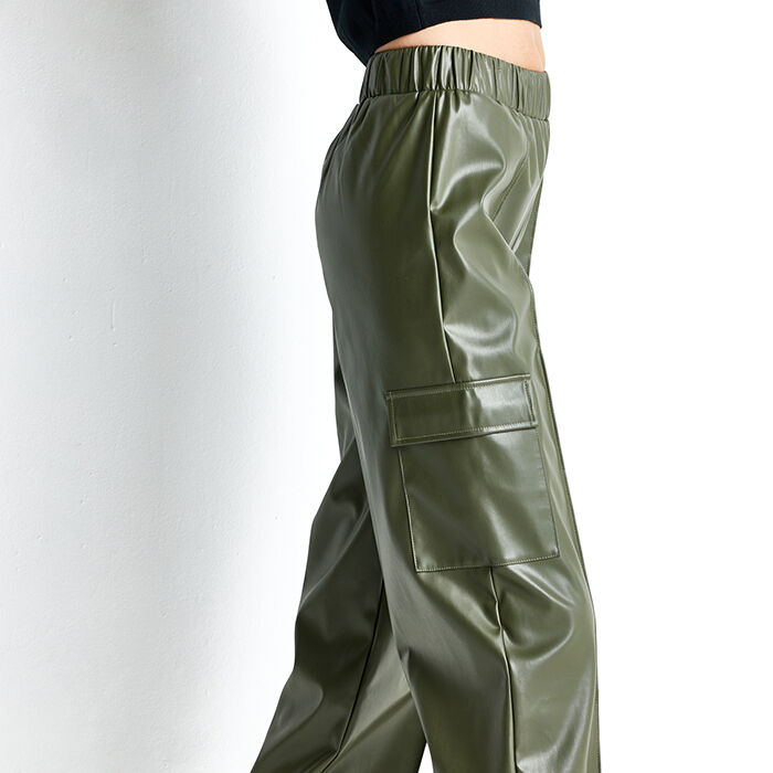 Pantaloni ecopelle hotsell verdi