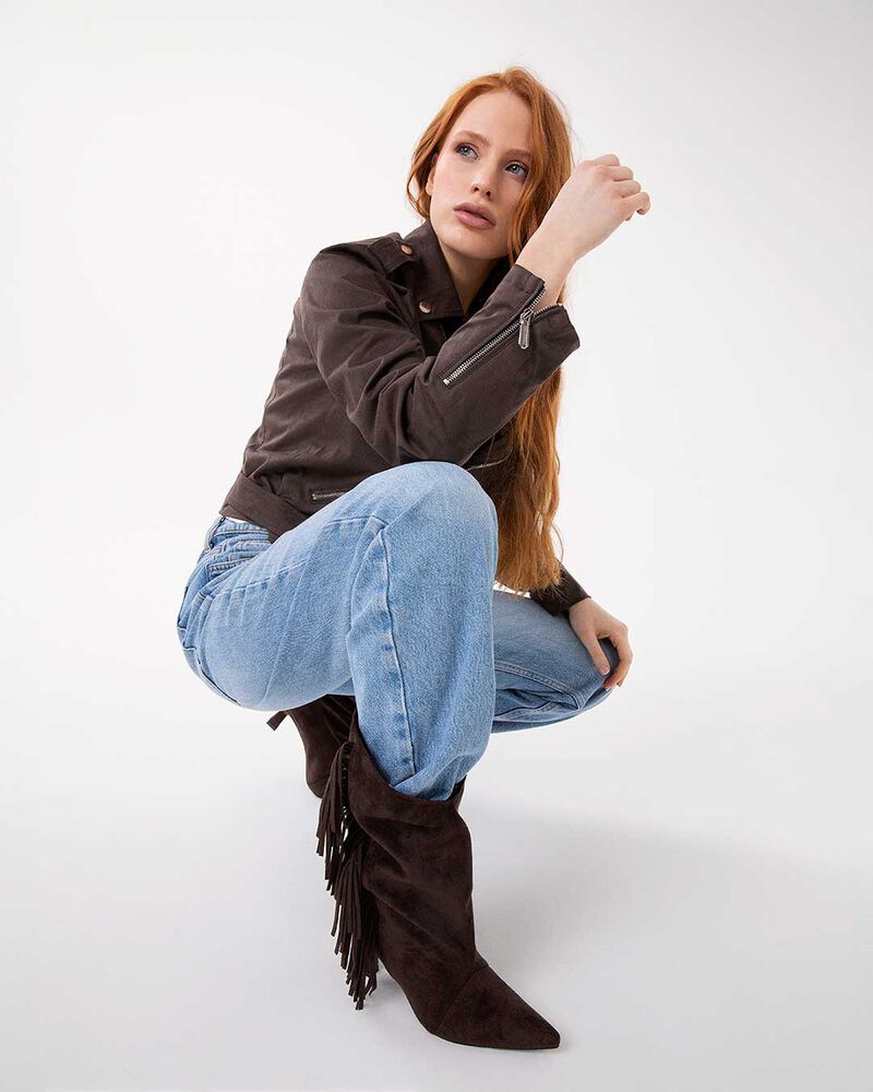 null image number null