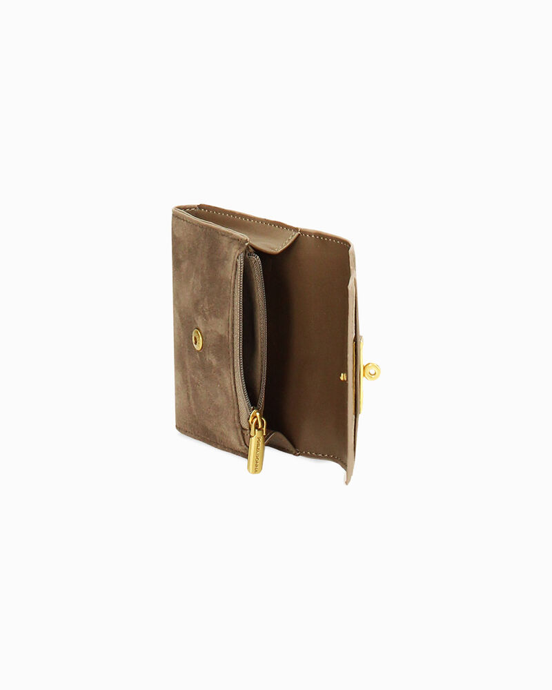 null image number null