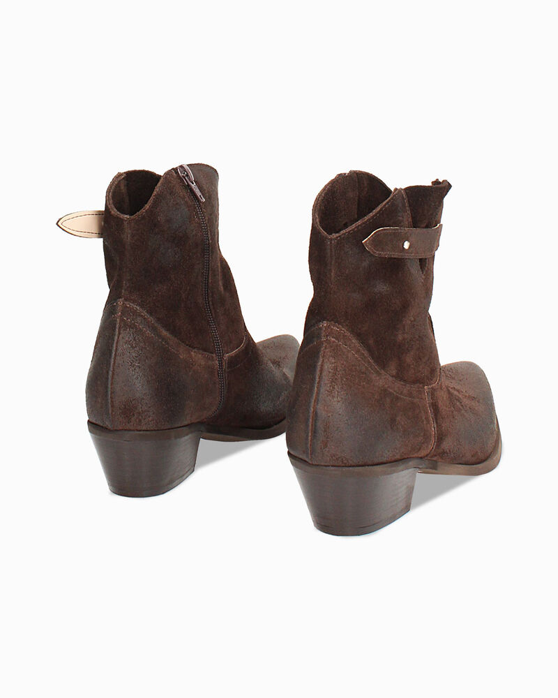 null image number null