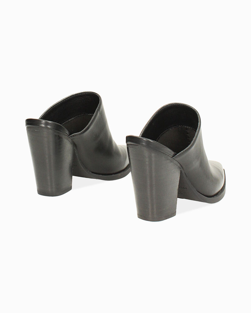 null image number null