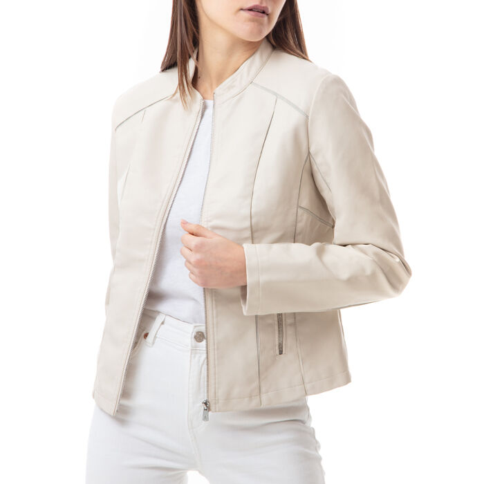 chaqueta beige