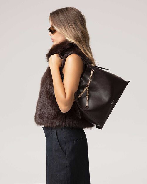 Bolso de mano marr&oacute;n oscuro con cadena dorada, DK BROWN