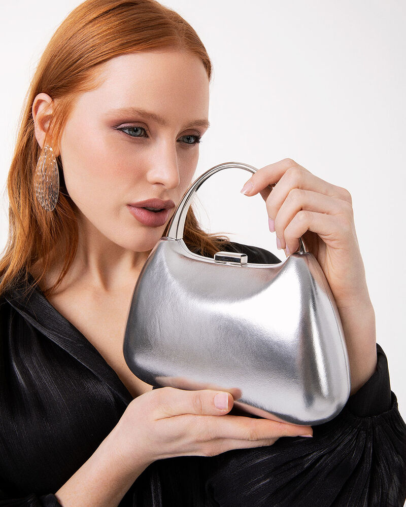 null image number null