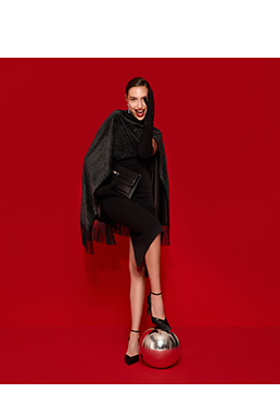 Pashmina nera e argento elegante